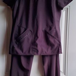 WOMEN BLACK SCRUBS (M)