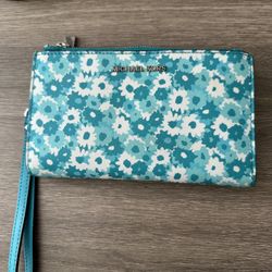 Michael Kors Wallet Wristlet