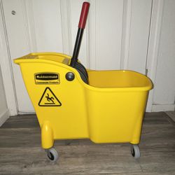 RUBBERMAID COMMERCIAL PRODUCTS TANDEM MOP BUCKET - NEW