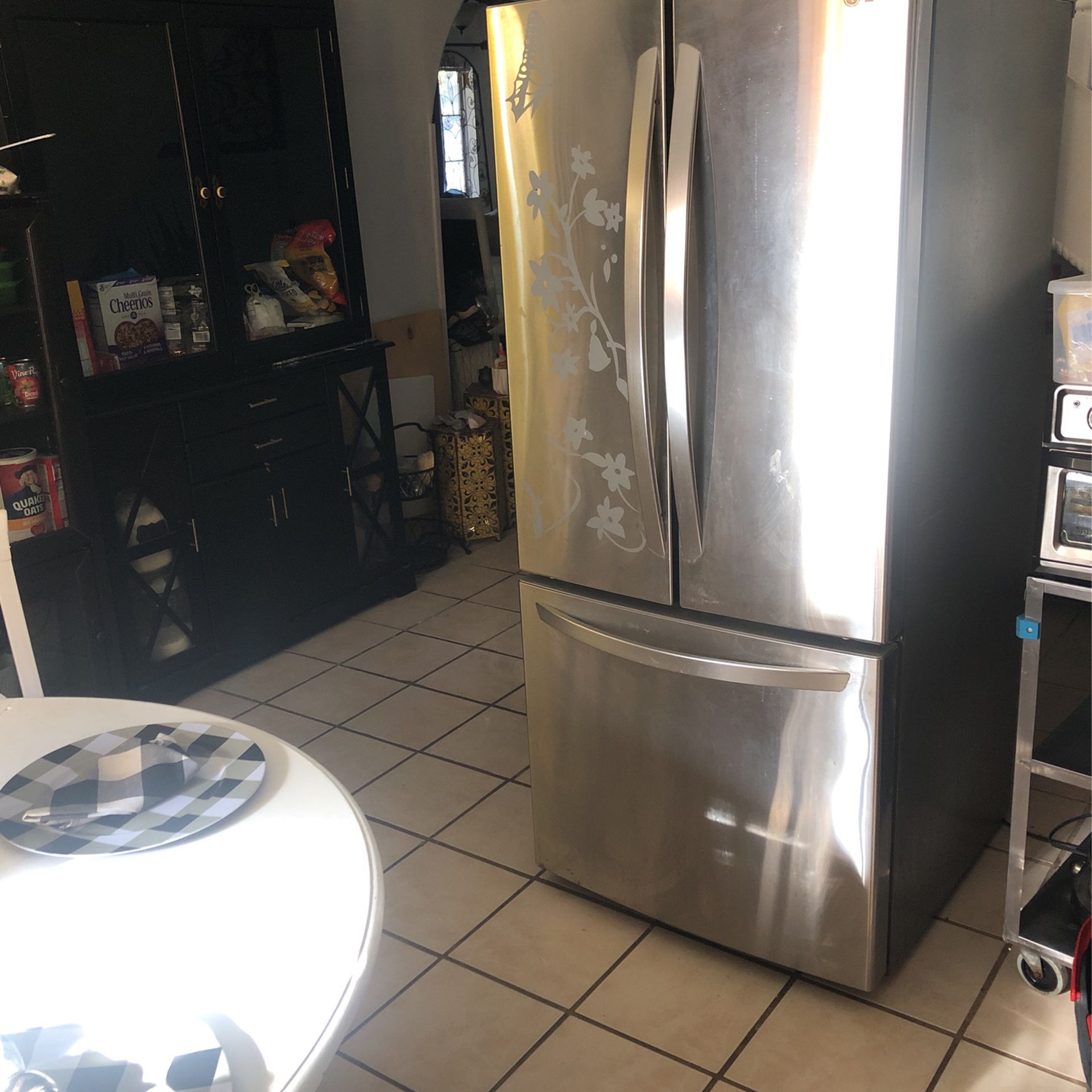 LG Refrigerator / Freezer