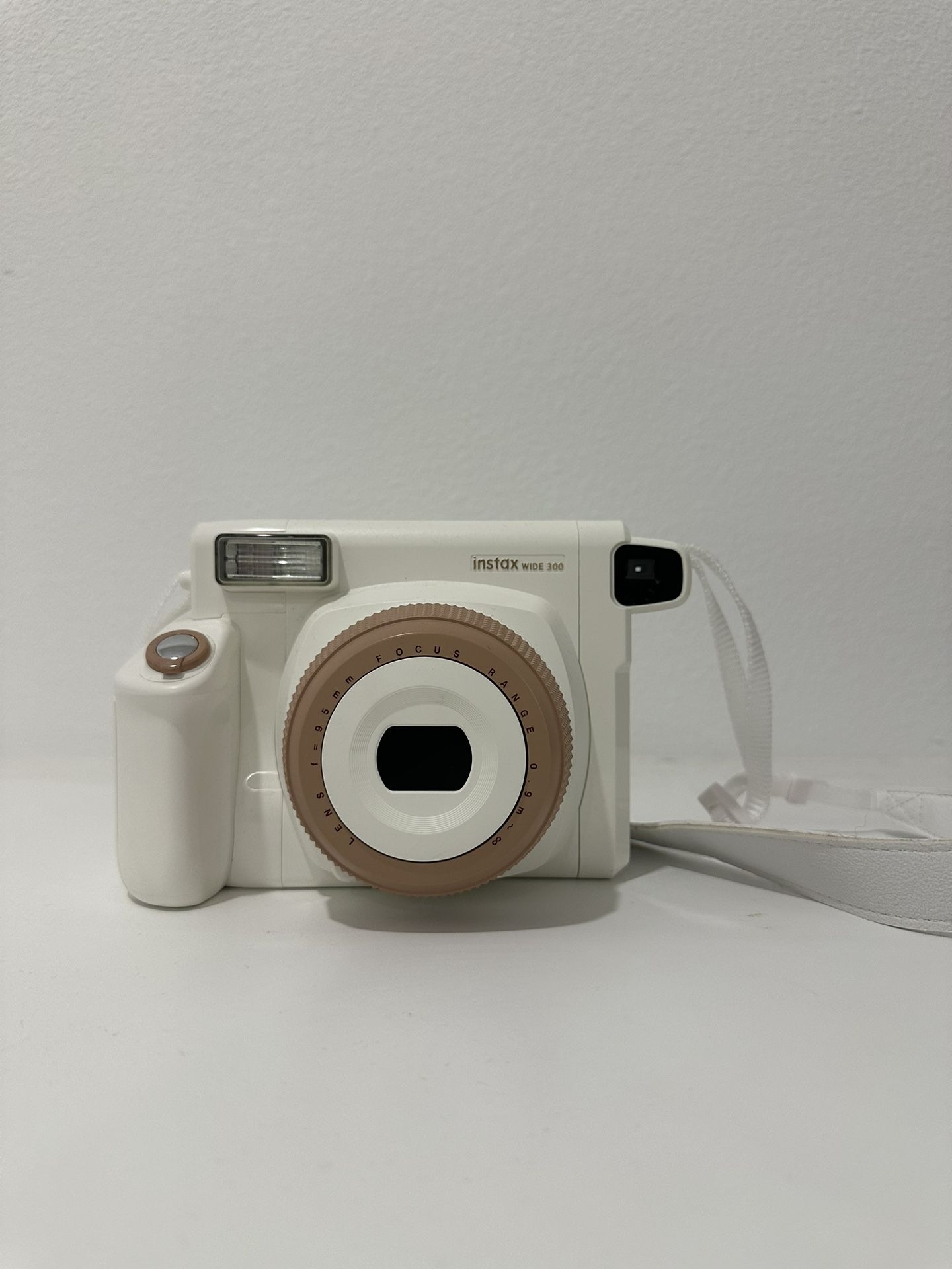 fujifilm instax wide 300 instant film camera (toffee/cream) 🤎