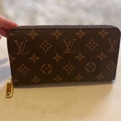 Louis Vuitton Brown Zippy Woman Wallet No Box Or Dust Bag Pickup Gaithersburg Md20877