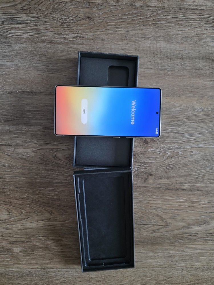 Samsung S25 Ultra NEW