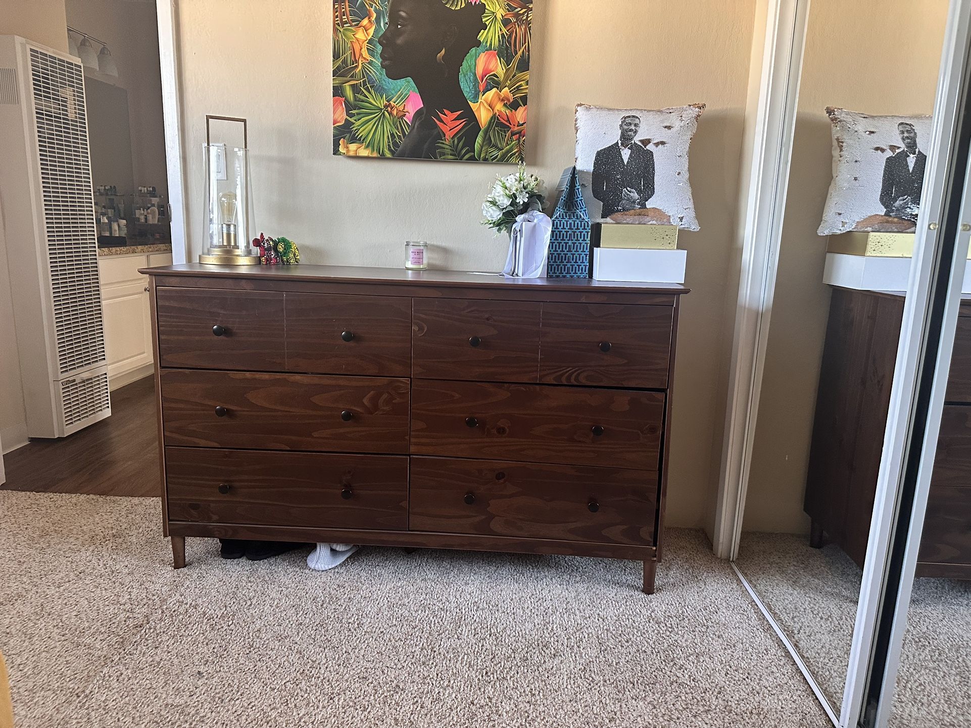 Dresser