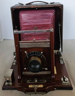 Vintage Conley Safety Folding Bellows Camera with  5X 7  Plate