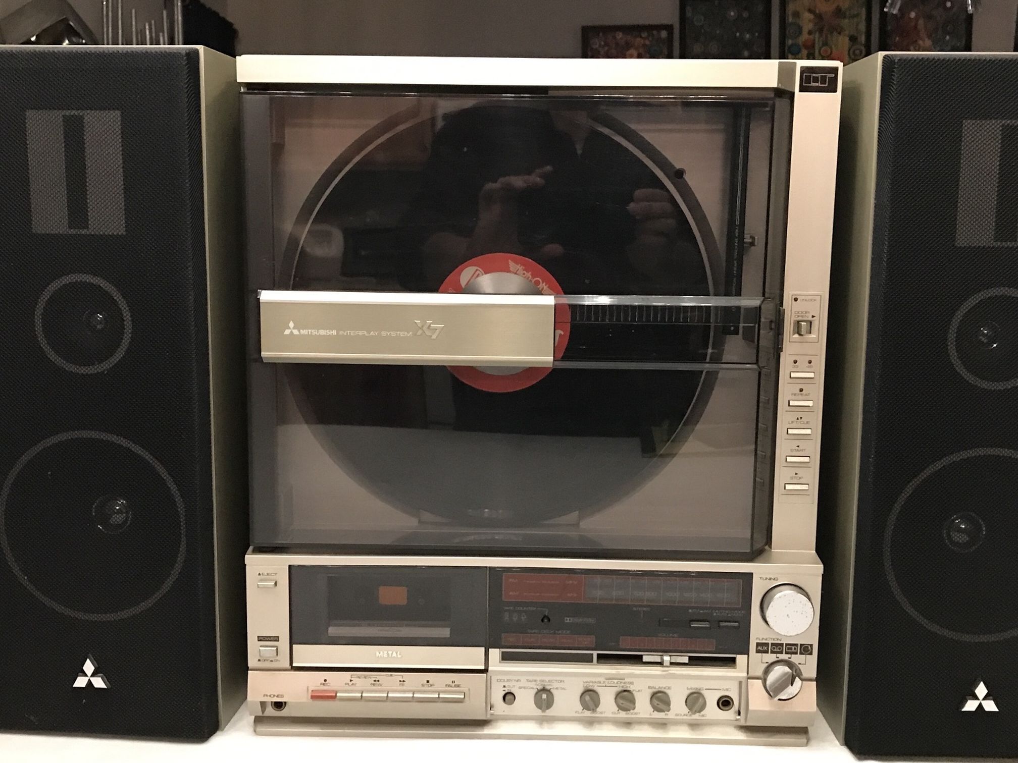 VINTAGE MGA MITSUBISHI X-7 INTERPLAY SYSTEM AM FM VERTICAL TURNTABLE STEREO