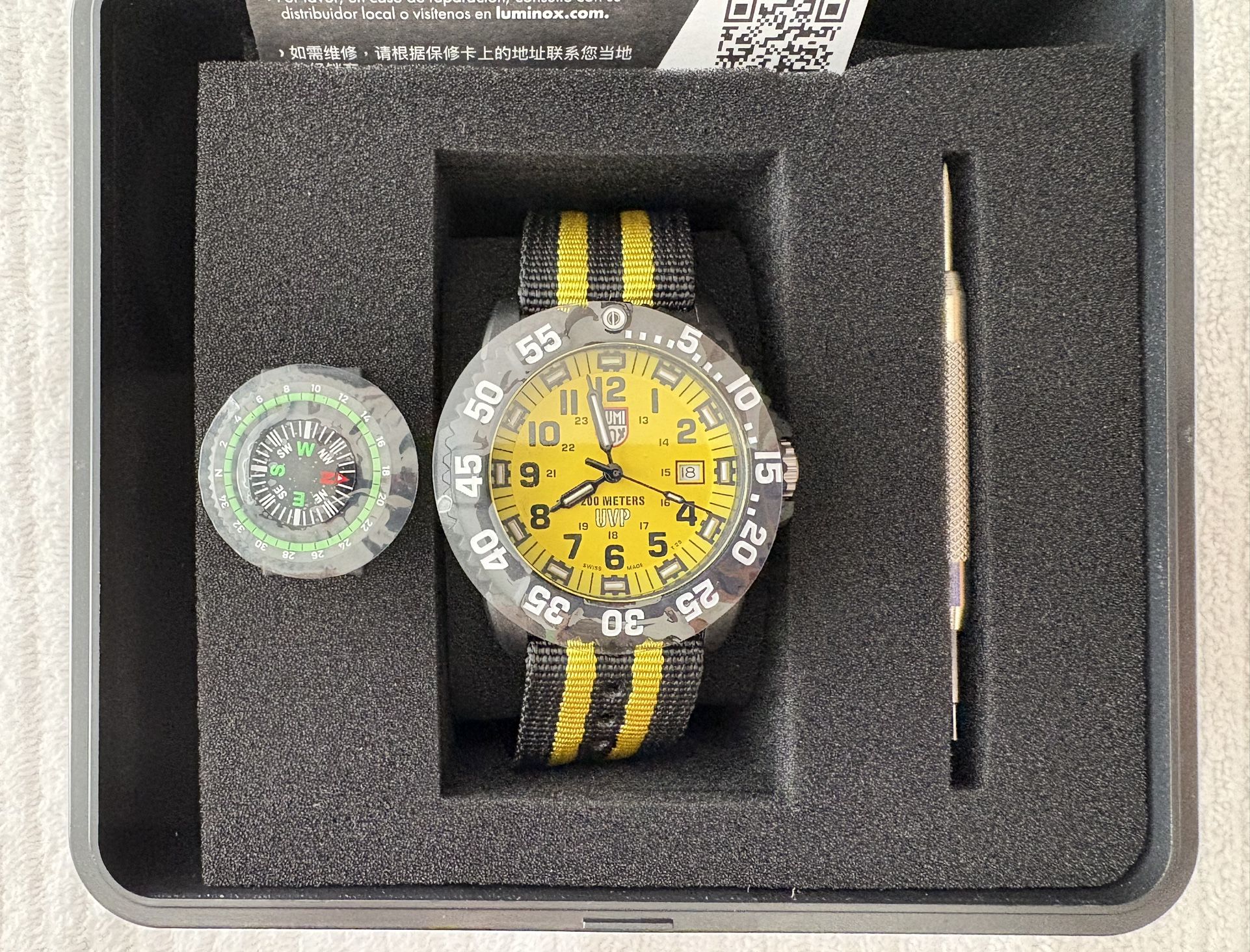 Luminox Swiss Series 3050 / 3950 Navy Seal Diver UVP Watch Yellow 