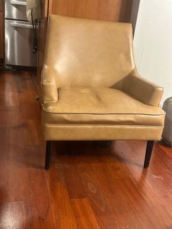 Arm chair