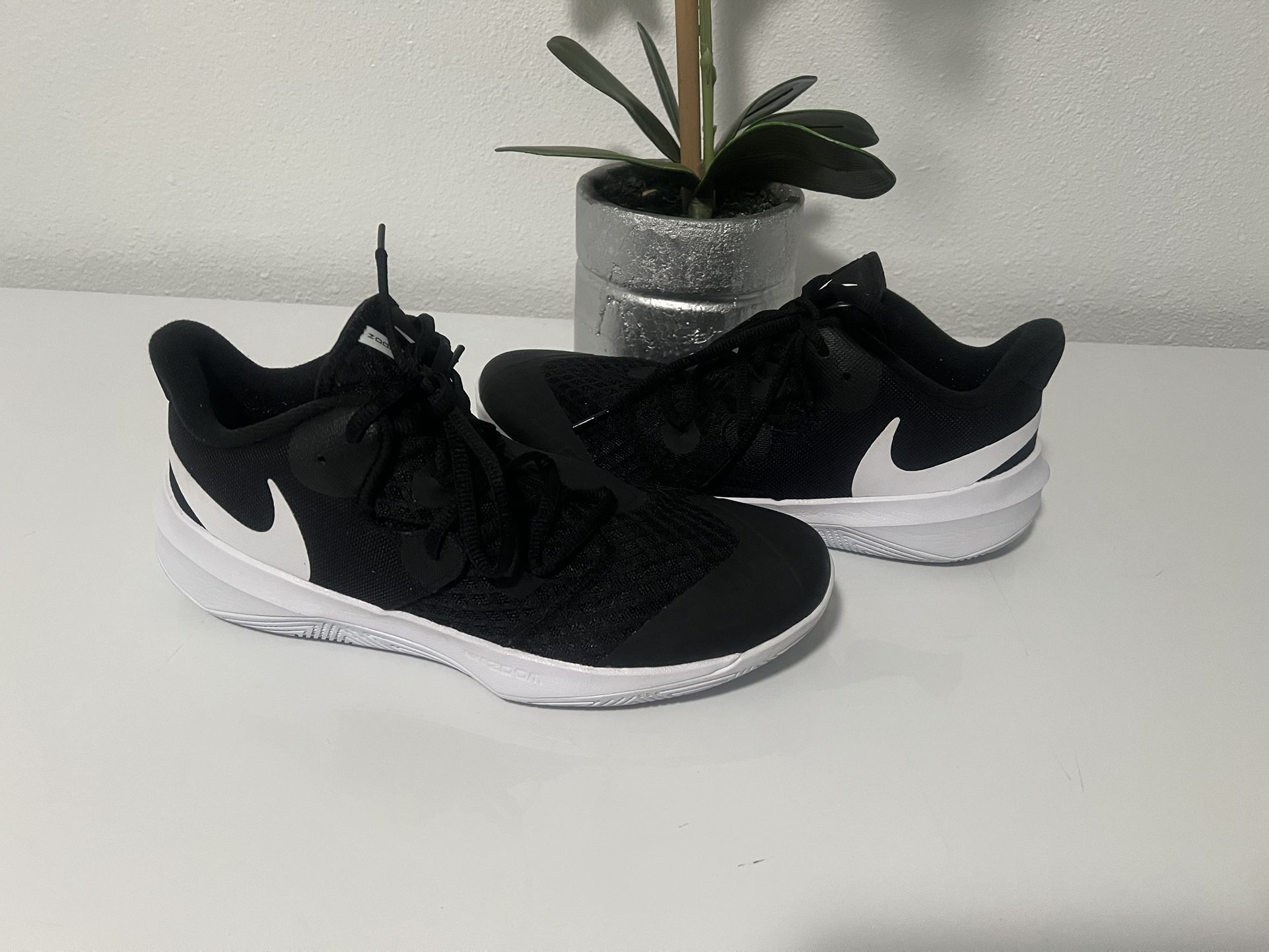 Nike Shoes Size 9