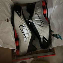 Nike Shox R4 Size 10.5