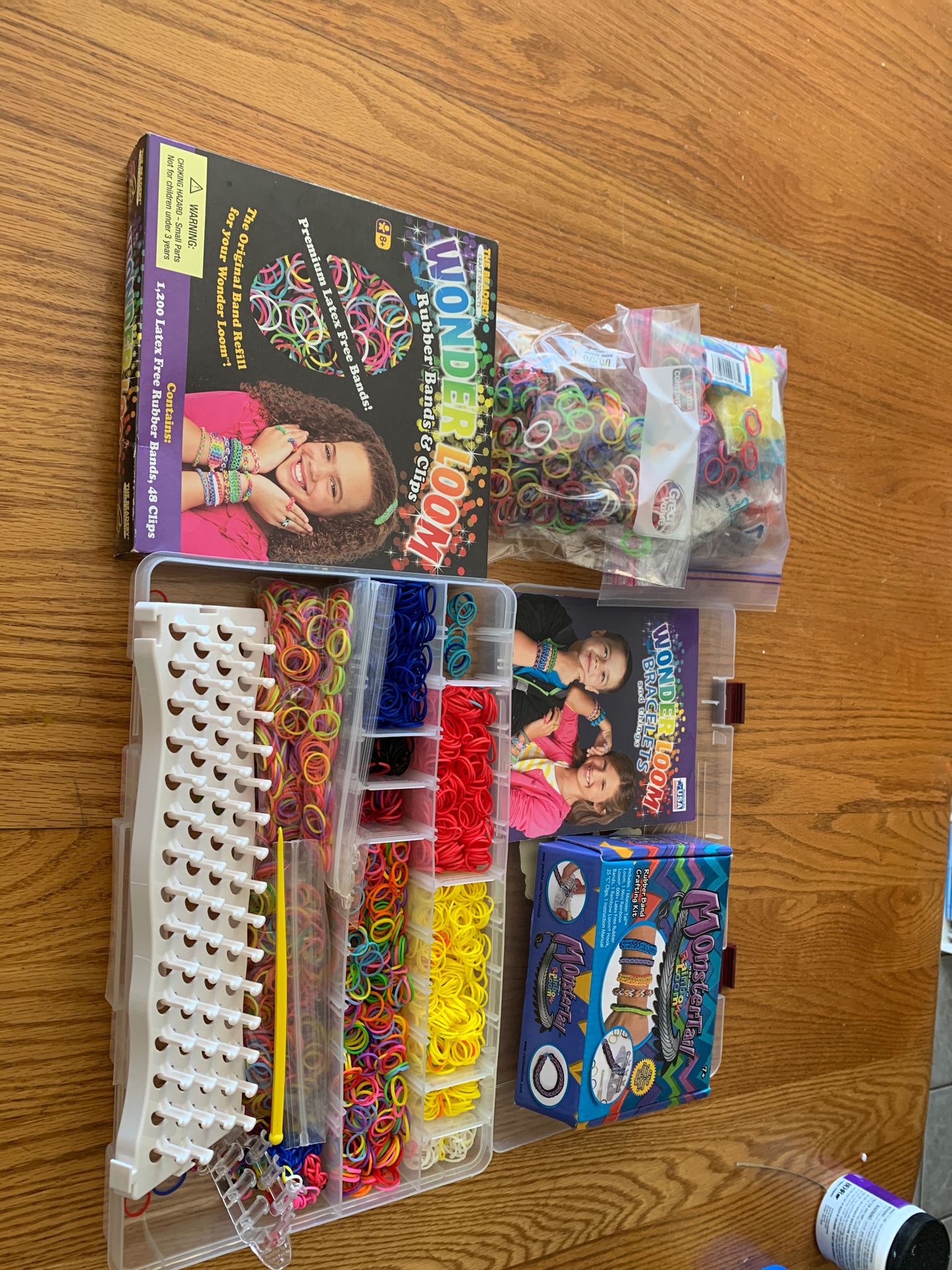 Rainbow loom $10