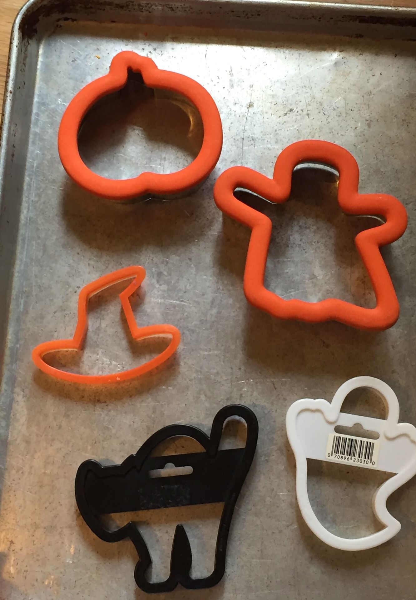 Halloween Cookie Cutters & Candy Molds!!