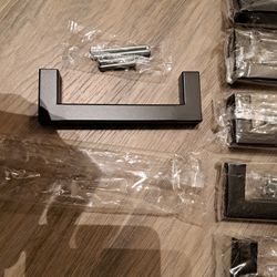 Handles For Cabinets, Dressers, Desks, Drawers - Matte Black Fingerproof Resistant - New Set of 10