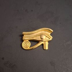 Goldtone Brooch Depicting The Ancient Egyptian Eye Of Horus, For Protection, Royal Power & Good Health, Vintage Collectible 1.5W X 1 1/8H