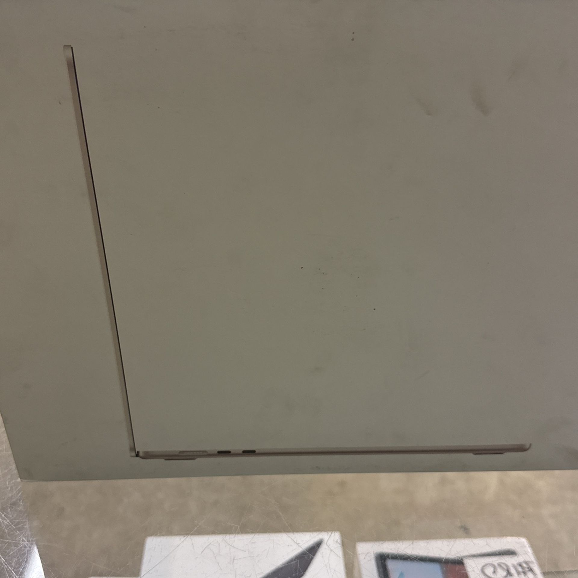 MacBook Air 15-inch