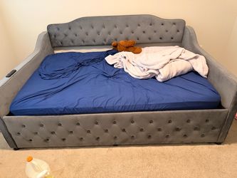 Full Size Daybed
