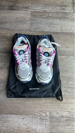 Multicolor Runners
