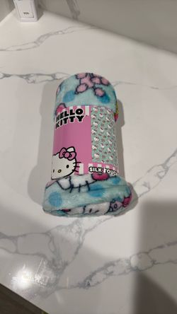Hello Kitty Silk Touch Throw 