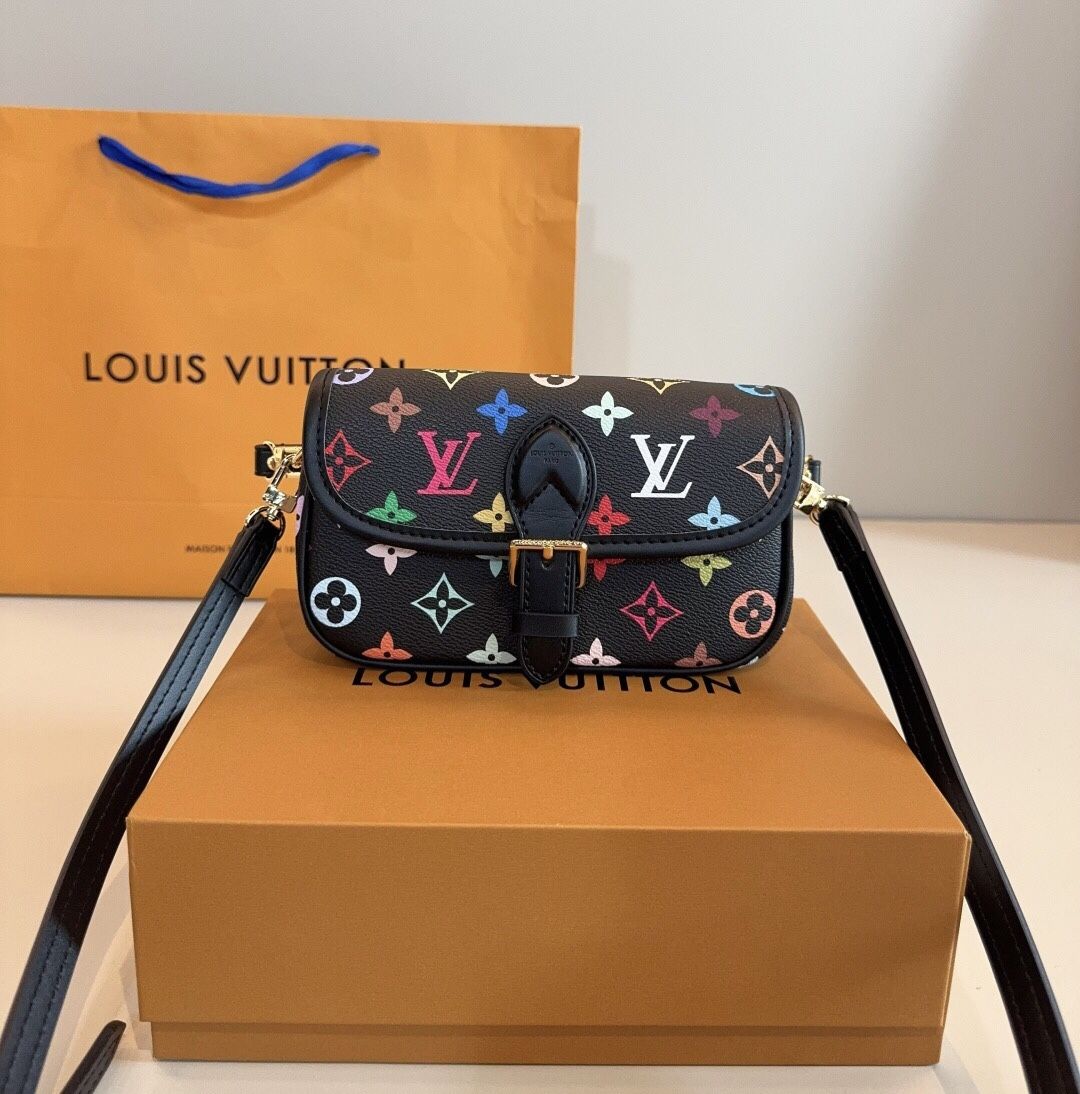 Fashion letter cross-body bag