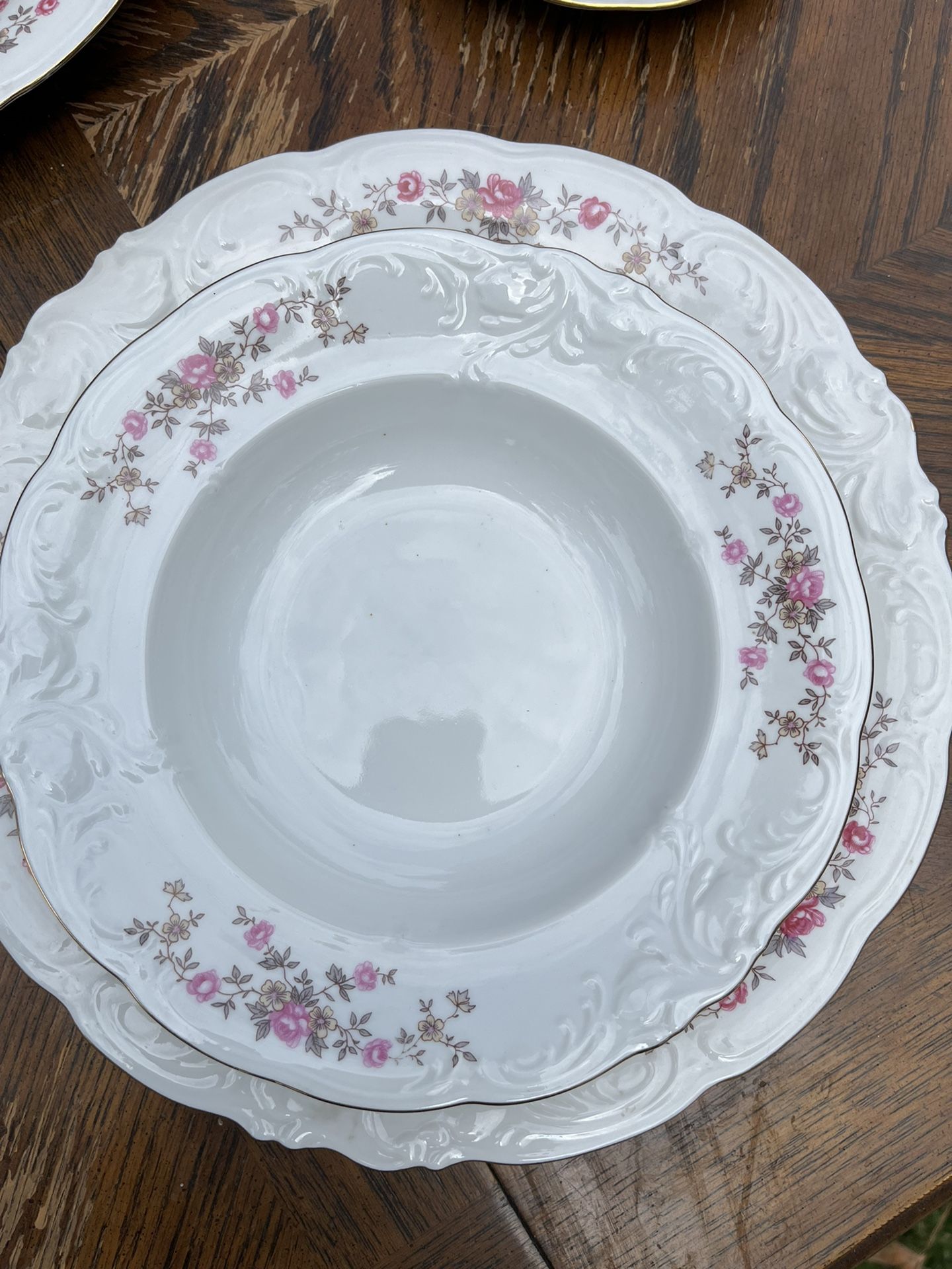 Fine China Montgomery ward Set (dining Set) Plates, Dishes, Cups…