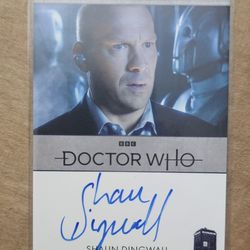 Dr. Who Saun Dingwall Autograph Card