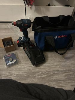 Bosh 2 In One 1/4 and 1/2 Impact Driver 