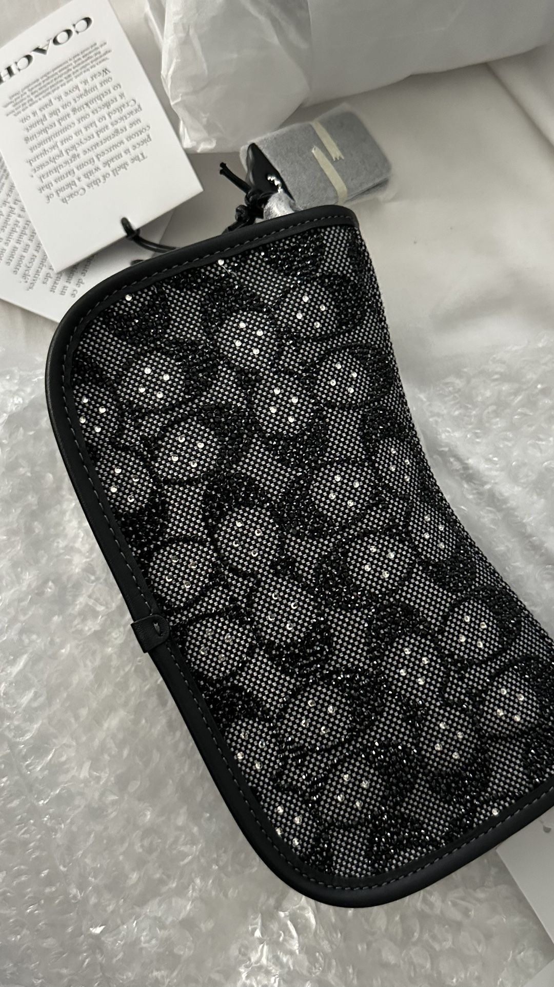 coach black crystal swinger 20 bag 