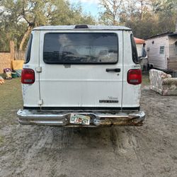 2005 Doge 3500 Van Wagon Trade Obo