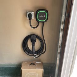 TESLA WALL CONNECTOR CHARGER EV CAR CHARGER NEMA 1450 OUTLET 