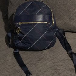 Tommy Hilfiger Medium Backpack 