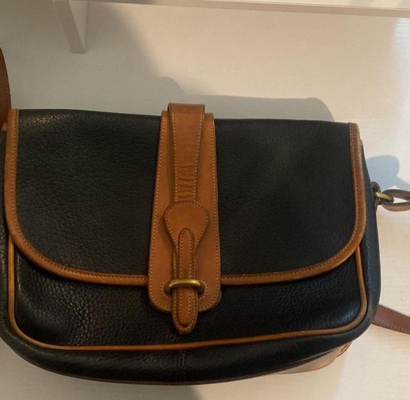 Dooney & bourke handbag
