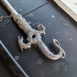 LARGE SAINT GEORGE PIECES DECORATIVE.