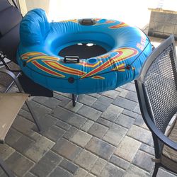 River/pool Float