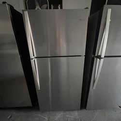18 Cu Ft Stainless Steel Refrigerator 30” Wide Used Working 