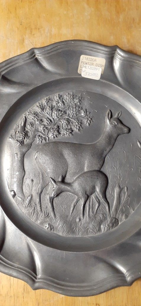 Vintage 9in Pewter Wall Hang Plate