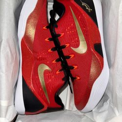 New in box Nike Kobe 9 EM Low Protro