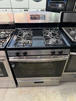 GE Stainless Steel 4 burner range stove