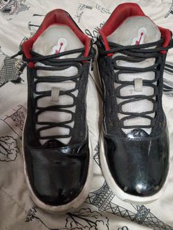 Air Jordan 11 Bred Low-Top Sneakers