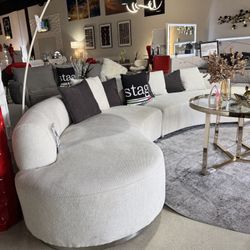 Store moving sale IS ON 😍😍😍 Sectional Modern design