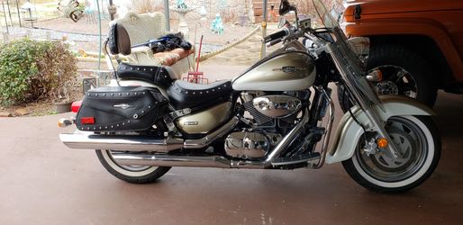 2008 Suzuki boulevard c90t 1500cc