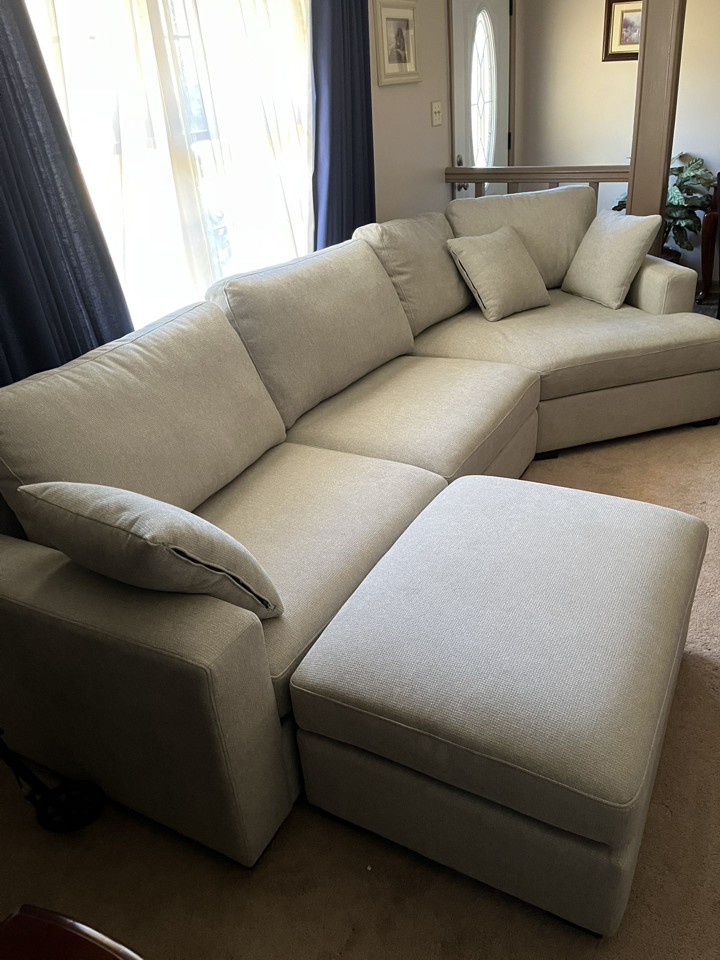 Thomasville Fabric Sectional Couch