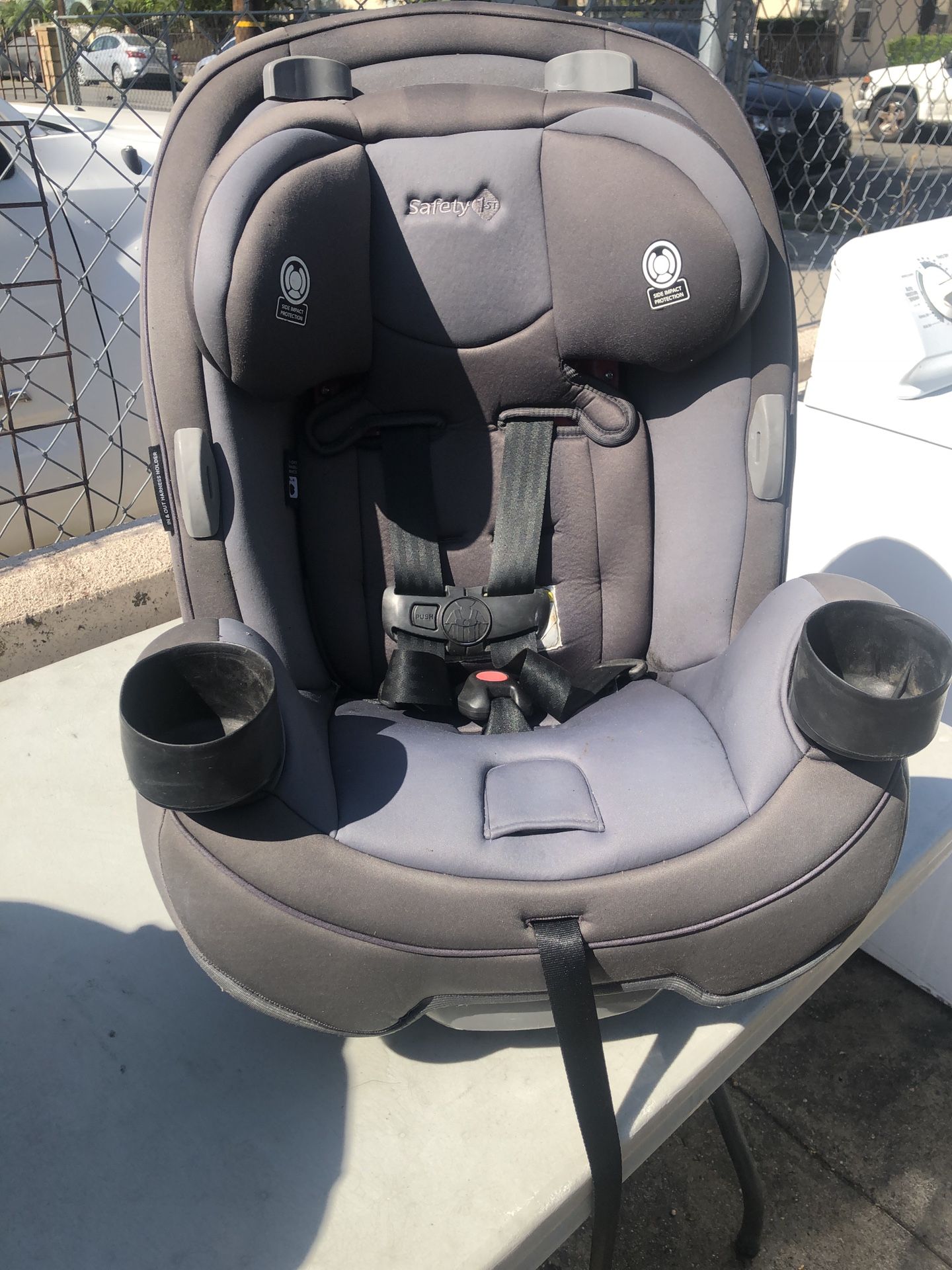 Baby car seat for Sale in San Bernardino, CA OfferUp
