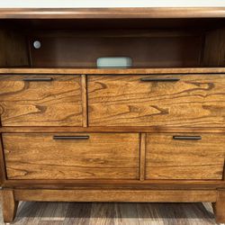 Mid-century Modern Media Chest of Drawers / TV Stand