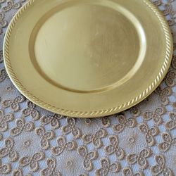✨ Gold Decorative Charger Plates ✨