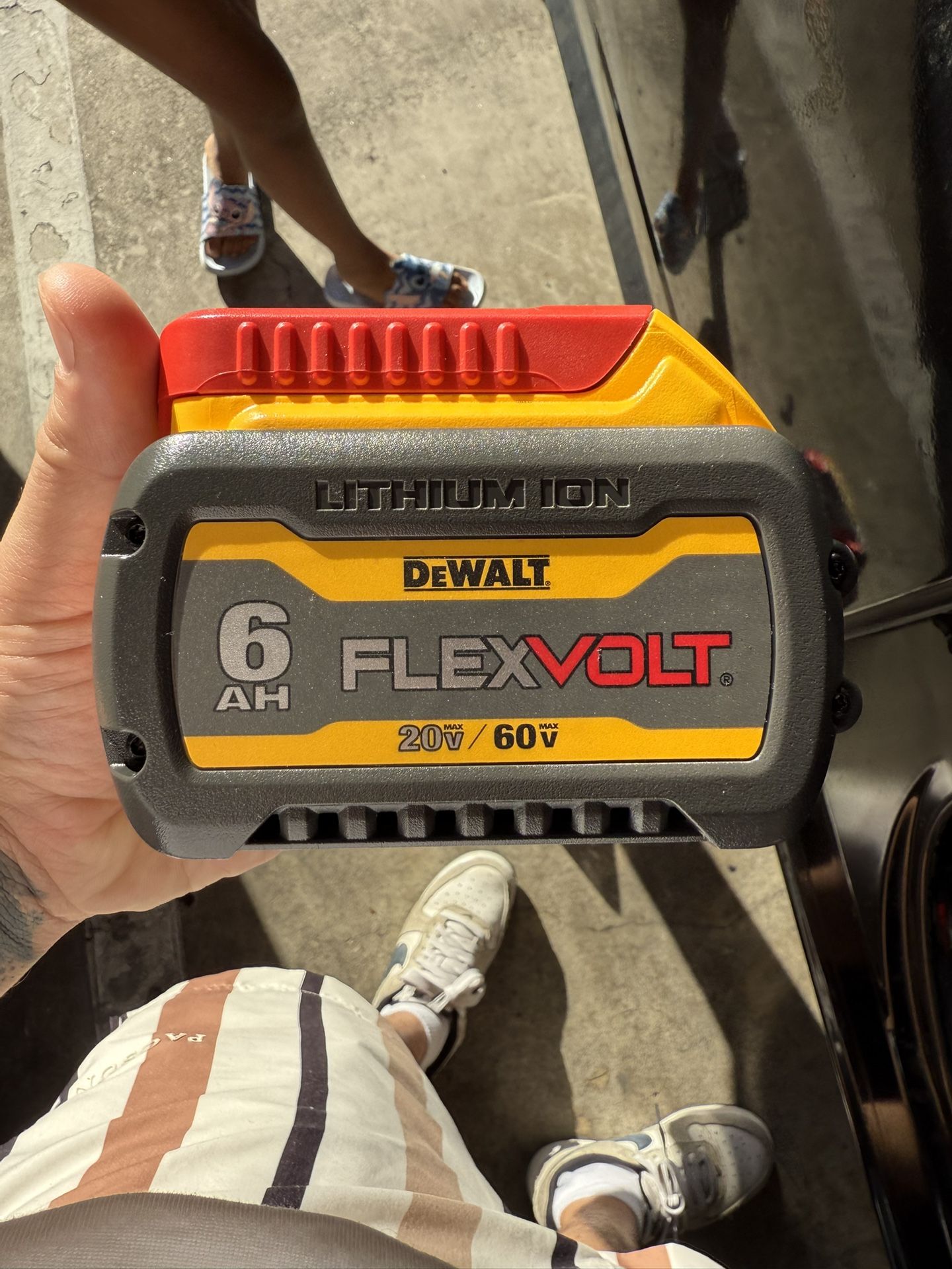 Dewalt 6ah - Flex-Volt Brand New Battery 20v/60v Big Flexvolt Power Tools 6.0 Ah Battery