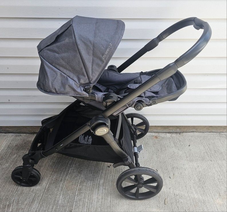 Used like new City Select 2 double stroller comes with one seat. Used for about 8 months. Still have original box