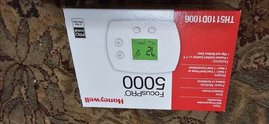 Honeywell FocusPro 5000 Thermostat 