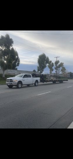 Gooseneck Trailer Silver black
