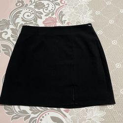 Guess Skirt Medium