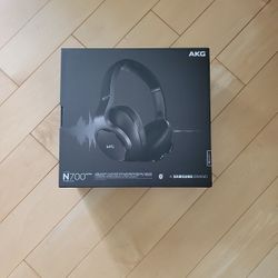 Akg N700 Bluetooth Wireless Headphones. Brand New!